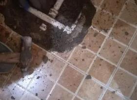 天山卫生间测漏水公司分享下天山自来水管道泄漏检测的具体位置分析。
